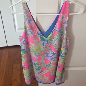 Lilly Pulitzer top reversible worn once size small.
